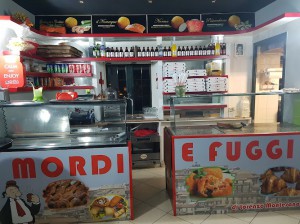 MORDI E FUGGI PIZZERIA ROSTICCERIA