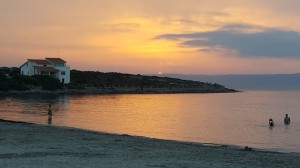 Spiaggia Sotto Torre Ristorante LA CALETTA