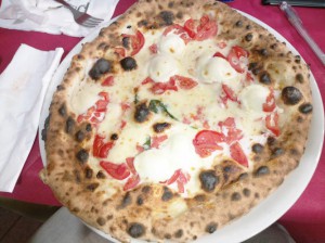 Pizzeria Gambardella - add'e guagliun 2