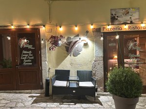 Vintage Ristorante Pizzeria WineBar 