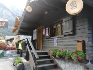 Chalet Cooperativa Produttori Latte e Fontina