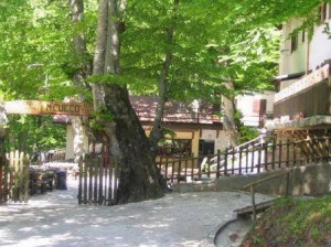 Albergo Ristorante Monte Cucco 