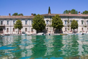 Le Finestre Sul Borgo