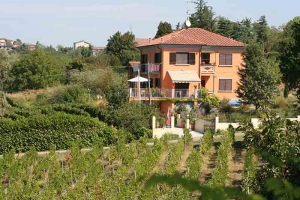 Villa I Due Padroni Bed and Breakfast Italy 2022 with pool and WiFi.