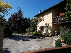 Cascina Caparra B&B