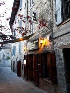 Ristorante Grotta Dell'Angelo Ditta Pierotti Giuliva Di Cecchini S. & C. Snc