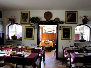 Ristorante Capanna Vittoria - Alpe del Giumello (lc)