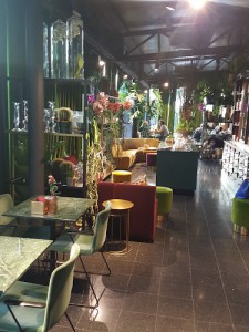 Bohem La Stazione - Fiori, Bon Bon Confetteria e Bistrot