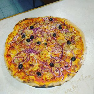 Pizzeria La Famiglia