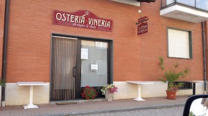 OSTERIA VINERIA Destupa la buta