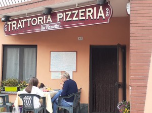 La Piazzetta Trattoria Pizzeria