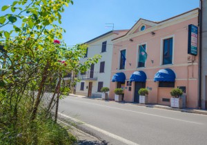 Hotel La Rotonda E Vecchio Granaio Lama Srl