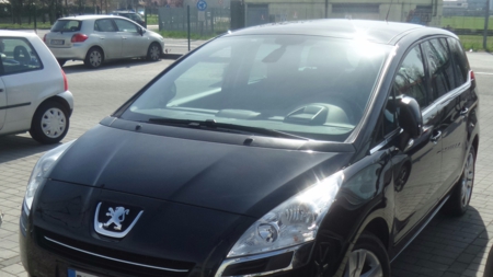 peugeot 5008 del 2010