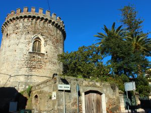 Torre Sollima o Ficara 