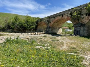 Il Ponte di Favaleto, gli antichi Mulini e le Cave di gesso