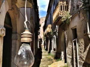 Il Borgo Fantasma di Apice Vecchia