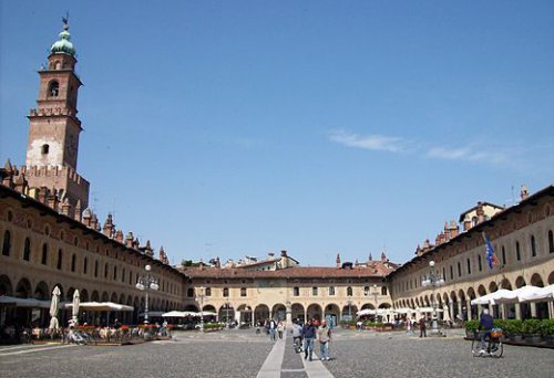 Vigevano (PV)